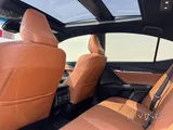 Toyota Camry GLE 2025